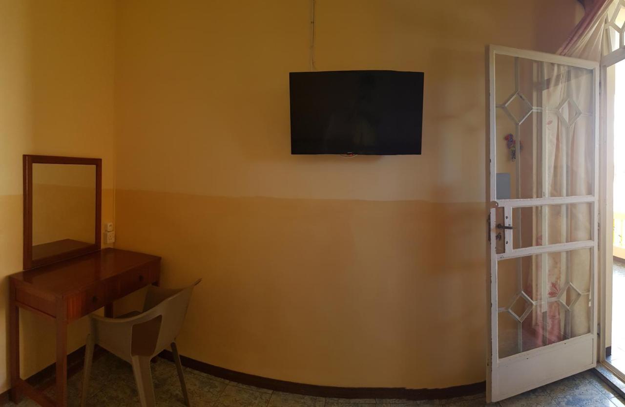 Allamanda Apartments - 100M Bain Boeuf Beach Quarto foto